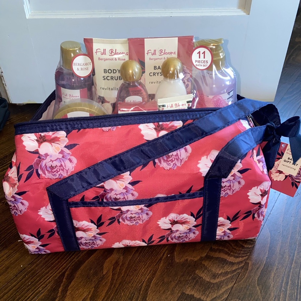 Brand New bag with body Care